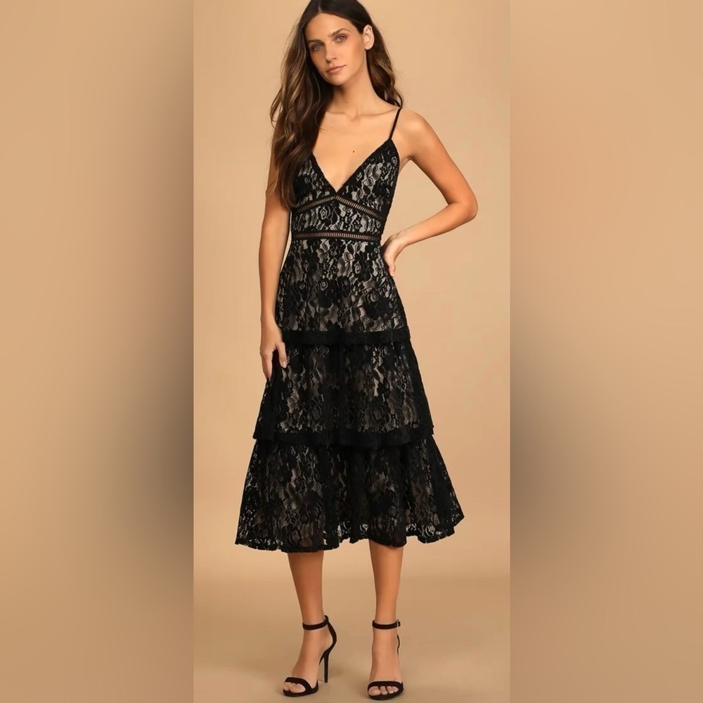 Lulu’s Women’s Pass Me the Prosecco Black Velvet Lace Tiered Midi Dress Size S